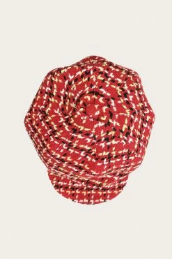 Anna Sui Neo Plaid Cap Red Resort '22