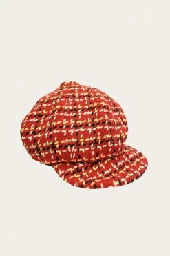 Anna Sui Neo Plaid Cap Red Resort '22