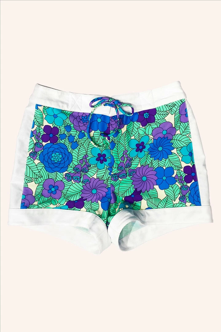 Anna Sui Spring '22 Beckoning Blossoms Surf Shorts 10 Anna Sui Spring '22 Beckoning Blossoms Surf Shorts
