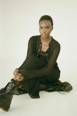 Anna Sui Resort '22 Ruffle Knit Lace Cami Black