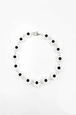 Anna Sui Resort '22 Daisy Chain Anklet White