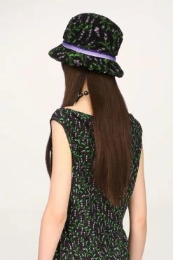 Anna Sui Resort '22 Lily Of The Valley Bucket Hat Black