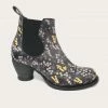 Fall / Winter '21 Anna Sui X John Fluevog Ditsy Blooms Chelsea Boot In Black