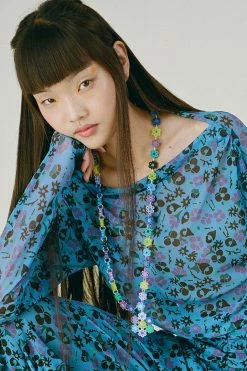 Anna Sui Resort '22 Daisy Chain Pendant Necklace Blue