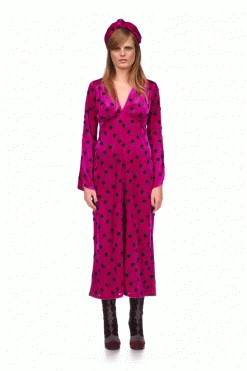 Anna Sui Fall / Winter '21 Wonderwall Velvet Headband <br> Fuchsia 7 Anna Sui Fall / Winter '21 Wonderwall Velvet Headband Fuchsia