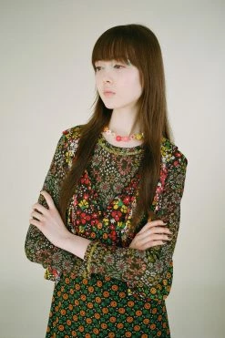 Anna Sui Wonder Flower Knit Top Red Resort '22